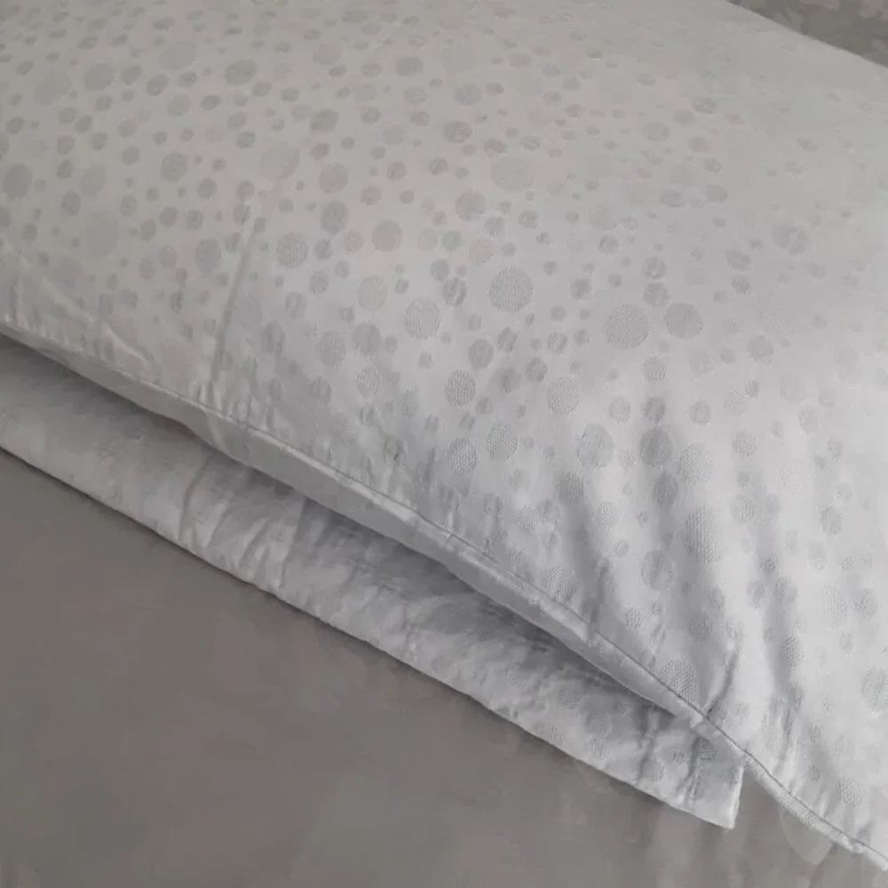 Calvin Klein Pale Grey Circles Duvet and Sham Set - Queen Size